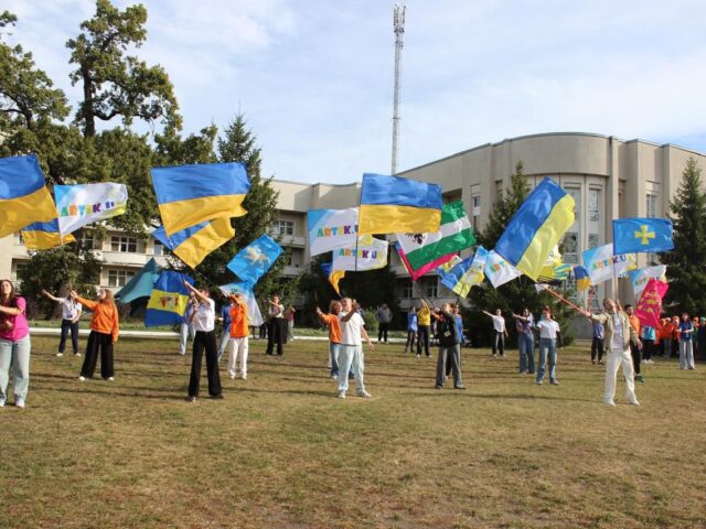 Діти пільгових категорій з Вінниччини відпочили у Міжнародному дитячому центрі «Артек»