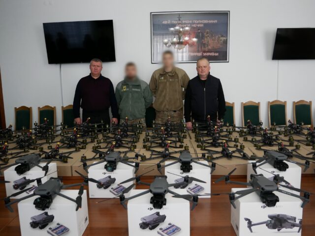 Продовжуємо підтримувати наших захисників