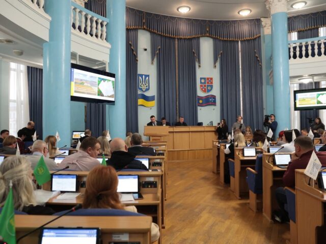 Питання 74 сесії Вінницької обласної Ради, що відбулася сьогодні, як завжди, – різнопланові і важливі та спрямовані на підтримку