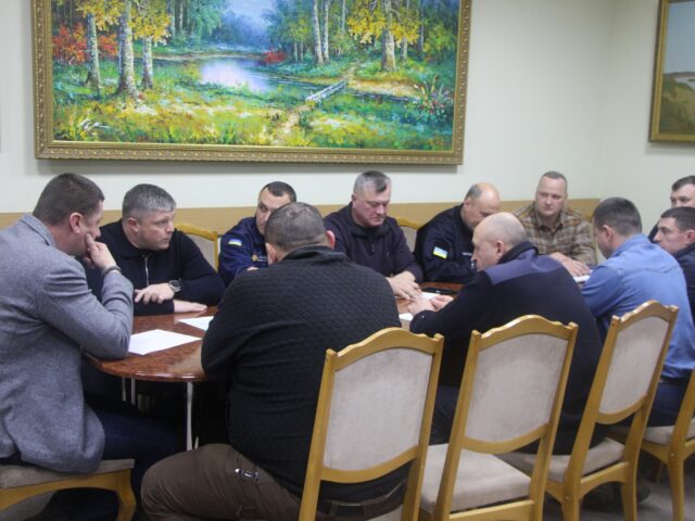 У Ладижинській громаді тривають роботи з ліквідації наслідків ворожих обстрілів