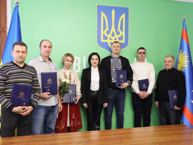 У Вінницькій ОВА народна депутатка України Ірина Борзова вручила високі державні відзнаки працівникам КП «Вінницяоблтеплоенерго»