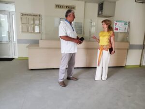Голова Жмеринської РДА особисто перевірила готовність приймального відділення центральної районної лікарні.