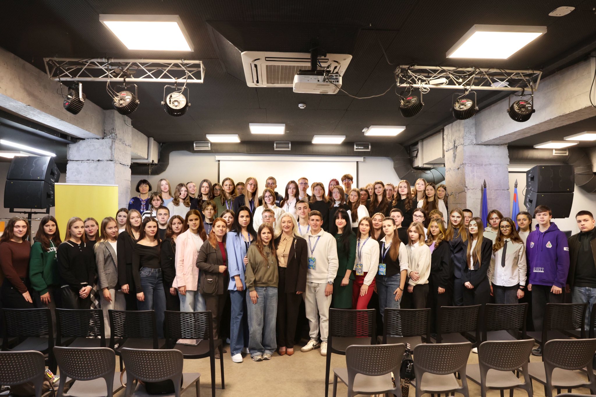 Перша заступниця начальника ОВА Наталя Заболотна зустрілася з учасниками Академії управлінської майстерності Учнівської ради Вінниччини