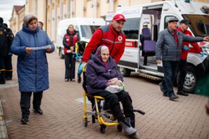 До Вінниччини вчергове прибула група евакуйованих маломобільних осіб та людей старшого віку