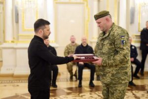 Військовому з Вінниччини Денису Лисенку присвоєно звання Героя України з удостоєнням ордена «Золота Зірка»