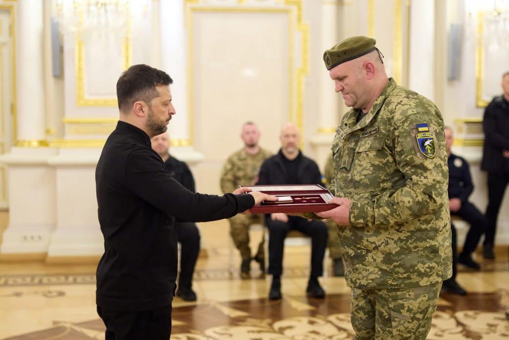 Військовому з Вінниччини Денису Лисенку присвоєно звання Героя України з удостоєнням ордена «Золота Зірка»