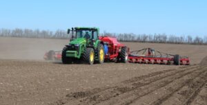Аграрії Вінниччини розпочали посів ранніх зернових культур