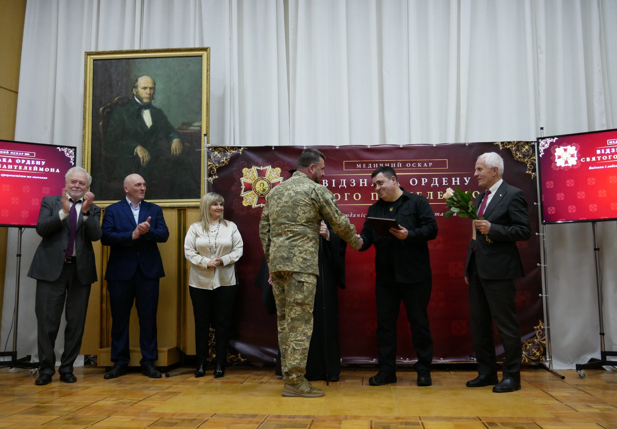 На Вінниччині відзначили регіональних номінантів на всеукраїнську відзнаку «Орден Святого Пантелеймона»