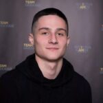 Президент України Володимир Зеленський відзначив орденом «За мужність» ІІІ ступеня захисника з Вінниччини – Веніаміна Бондарчука.