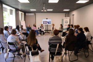На Вінниччині продовжується навчання мультидисциплінарних команд, які забезпечуватимуть надання соціальної послуги соціальної адаптації ветеранів війни та членів їхніх сімей у територіальних громадах області.