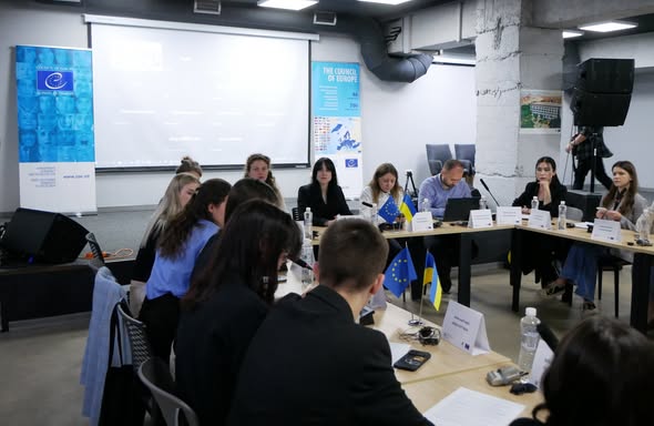 На Вінниччині відбувся круглий стіл: «Молодь. Україна. Європа. Впровадження молодіжної перспективи в Україні»