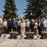Передали 20 генераторів для посилення безперебійної роботи закладів Барської громади