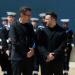 Володимир Зеленський та Енді Бернем провели першу зустріч на британській військово-морській базі Портсмут
